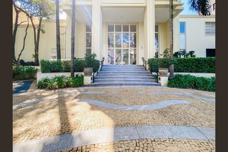 Apartamento à venda com 214m², 4 quartos e 4 vagas