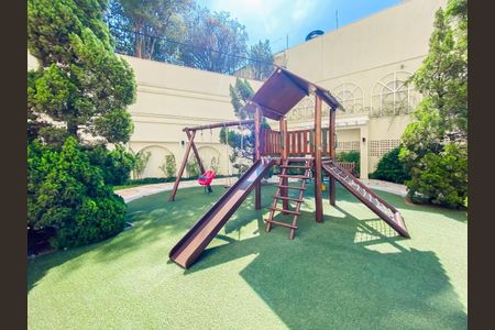 Apartamento à venda com 214m², 4 quartos e 4 vagas