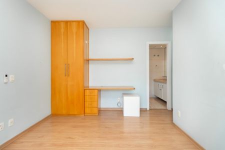 Apartamento à venda com 214m², 4 quartos e 4 vagas
