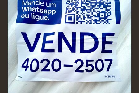 Casa à venda com 240m², 4 quartos e 6 vagasCódigo da placa PKSB-285