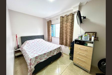 Casa à venda com 240m², 4 quartos e 6 vagasQuarto 1