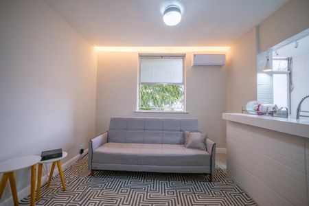 Sala de apartamento para alugar com 1 quarto, 45m² em Vila Isabel, Rio de Janeiro