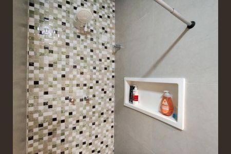 Casa de condomínio à venda com 167m², 3 quartos e sem vagaBanheiro da Suíte