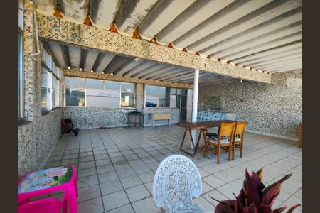 Casa de condomínio à venda com 167m², 3 quartos e sem vagaTerraço