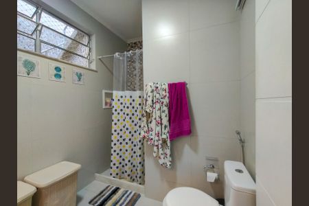 Casa de condomínio à venda com 167m², 3 quartos e sem vagaBanheiro Corredor