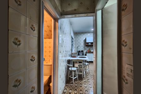 Casa de condomínio à venda com 167m², 3 quartos e sem vagaCorredor