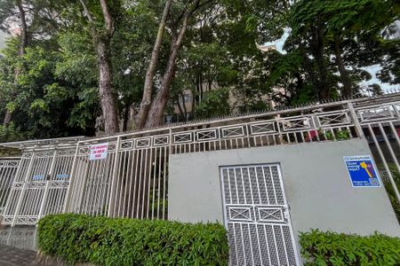 Apartamento para alugar com 90m², 2 quartos e 1 vagaFachada