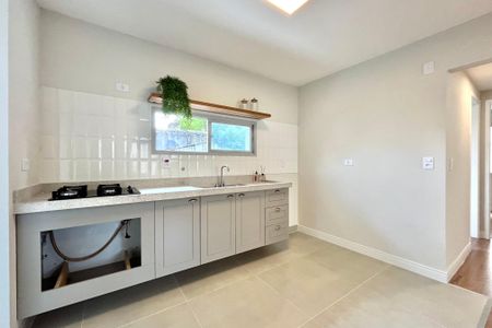 Apartamento à venda com 57m², 2 quartos e 1 vaga Apartamento à venda com 57m², 2 quartos e 1 vagaCozinha