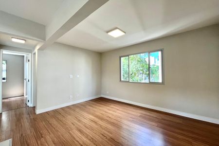 Apartamento à venda com 57m², 2 quartos e 1 vaga Apartamento à venda com 57m², 2 quartos e 1 vagaSala