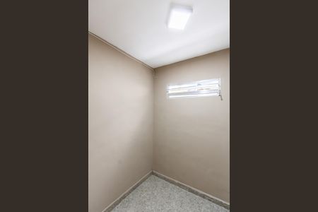 Quarto de casa para alugar com 1 quarto, 40m² em Vila Franci, São Paulo