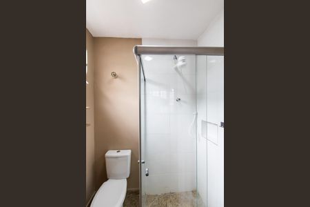 Banheiro de casa para alugar com 1 quarto, 40m² em Vila Franci, São Paulo