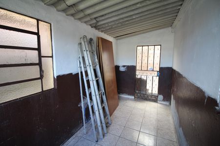 Casa à venda com 360m², 2 quartos e 3 vagasCozinha e Área de Serviço