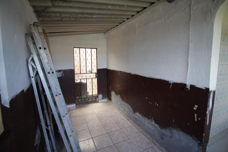 Casa à venda com 360m², 2 quartos e 3 vagasCozinha e Área de Serviço