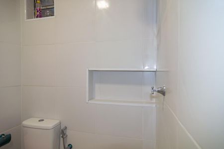 Banheiro Social de apartamento à venda com 2 quartos, 80m² em Bela Vista, São Paulo