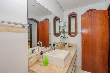 Casa para alugar com 240m², 4 quartos e 2 vagasBanheiro da Suíte 2