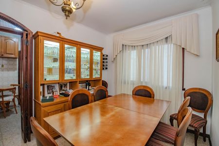 Casa para alugar com 240m², 4 quartos e 2 vagasCopa