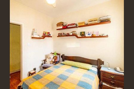 Casa à venda com 3 quartos, 300m² em Vila Alexandria, São Paulo