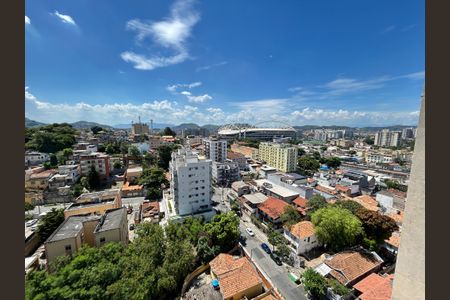 Apartamento à venda com 169m², 2 quartos e 1 vagaVista