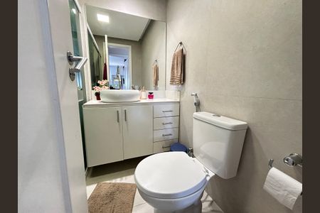 Apartamento à venda com 169m², 2 quartos e 1 vagaBanheiro Social