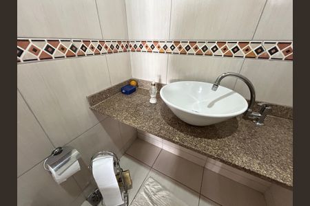 Apartamento à venda com 169m², 2 quartos e 1 vagaLavabo do Quarto 3