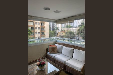 Apartamento à venda com 3 quartos, 206m² em Campo Belo, São Paulo