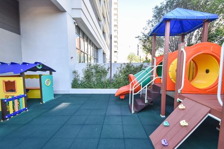 Apartamento à venda com 144m², 4 quartos e 2 vagasÁrea comum - Playground
