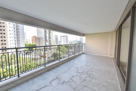 Apartamento à venda com 144m², 4 quartos e 2 vagasVaranda
