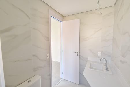 Apartamento à venda com 144m², 4 quartos e 2 vagasBanheiro da suíte 2