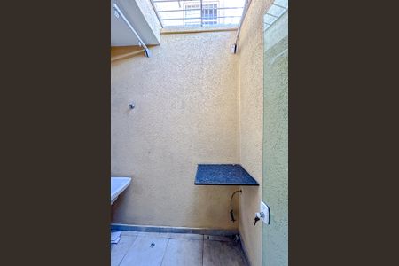 Casa de condomínio à venda com 50m², 2 quartos e 1 vagaÁrea de Serviço