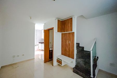 Casa de condomínio à venda com 50m², 2 quartos e 1 vagaSala