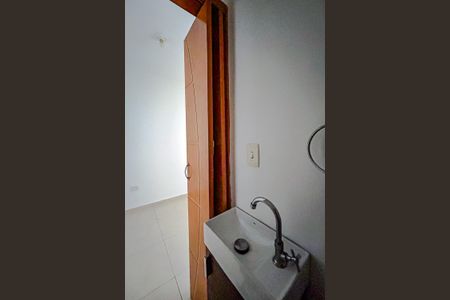 Casa de condomínio à venda com 50m², 2 quartos e 1 vagaLavabo