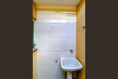 Casa de condomínio à venda com 50m², 2 quartos e 1 vagaÁrea de Serviço