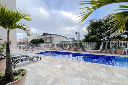 Apartamento à venda com 65m², 2 quartos e 1 vagaÁrea comum - Piscina