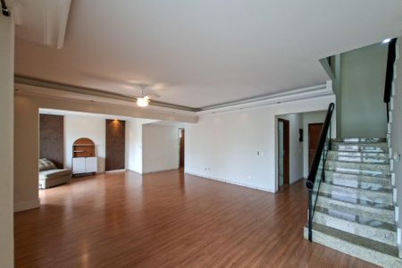 Sala de apartamento para alugar com 4 quartos, 190m² em Guilhermina, Praia Grande
