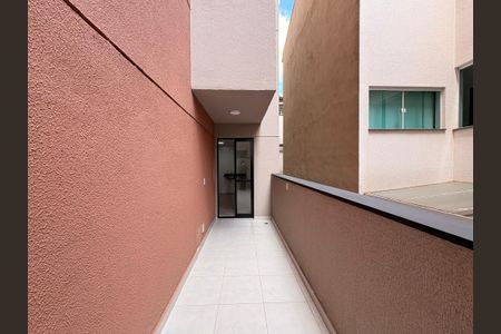 Apartamento para alugar com 62m², 2 quartos e 1 vagaÁrea privativa 