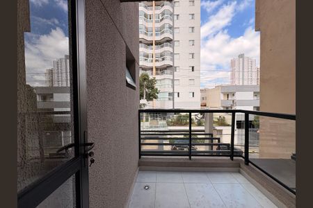 Apartamento para alugar com 62m², 2 quartos e 1 vagaSacada integrativa entre suite e quarto 1