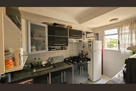 Apartamento para alugar com 54m², 2 quartos e 1 vaga Apartamento para alugar com 54m², 2 quartos e 1 vagaCozinha e Área de Serviço