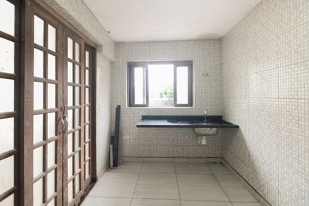 Casa à venda com 50m², 1 quarto e sem vagaCozinha e Área de Serviço 