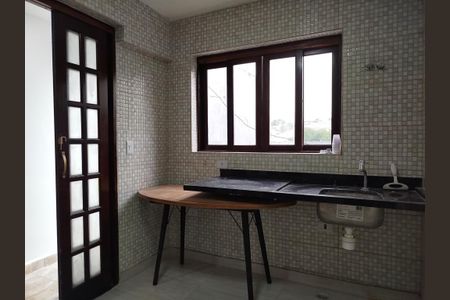 Casa para alugar com 50m², 1 quarto e sem vaga Casa para alugar com 50m², 1 quarto e sem vagaStudio
