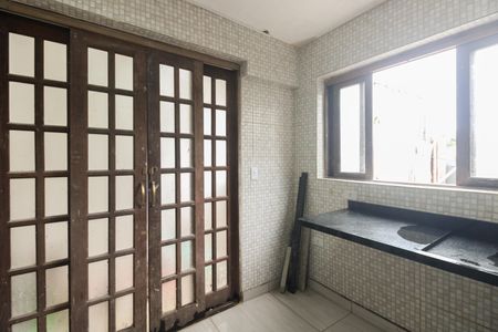 Casa à venda com 50m², 1 quarto e sem vagaCozinha e Área de Serviço 