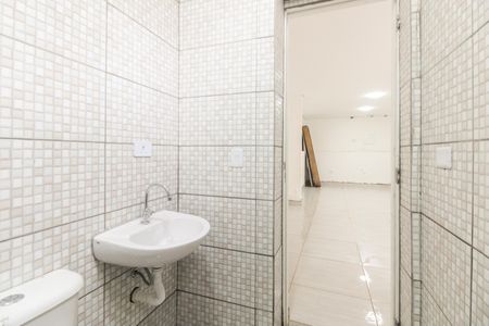 Banheiro  de casa para alugar com 1 quarto, 50m² em Chácara Santo Antônio (zona Leste), São Paulo
