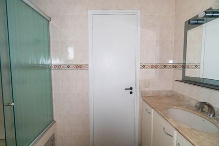 Apartamento à venda com 82m², 3 quartos e 2 vagasBanheiro
