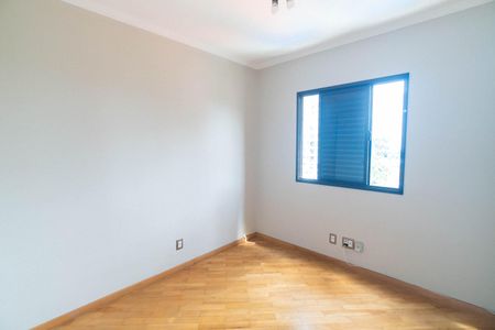 Apartamento à venda com 82m², 3 quartos e 2 vagasQuarto 1