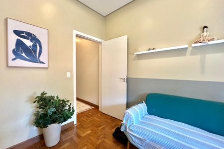 Casa à venda com 225m², 3 quartos e 2 vagas Casa à venda com 225m², 3 quartos e 2 vagasQuarto 3