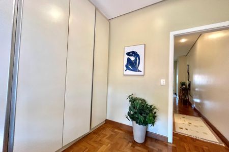 Casa à venda com 225m², 3 quartos e 2 vagas Casa à venda com 225m², 3 quartos e 2 vagasQuarto 3