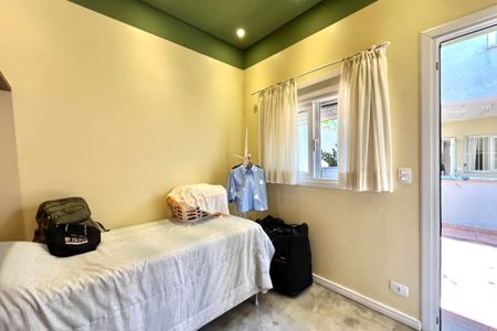 Casa à venda com 225m², 3 quartos e 2 vagas Casa à venda com 225m², 3 quartos e 2 vagasSuite de Serviço