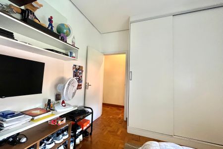 Casa à venda com 225m², 3 quartos e 2 vagas Casa à venda com 225m², 3 quartos e 2 vagasQuarto 2
