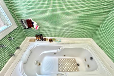 Casa à venda com 225m², 3 quartos e 2 vagas Casa à venda com 225m², 3 quartos e 2 vagasBanheiro da Suíte