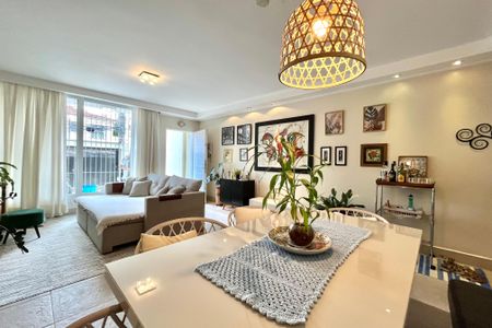 Sala de casa para alugar com 3 quartos, 225m² em Mirandópolis, São Paulo