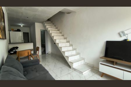 Sala de casa de condomínio à venda com 2 quartos, 100m² em Vargem Pequena, Rio de Janeiro